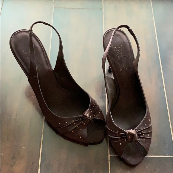 Heels - Picture 2 of 5